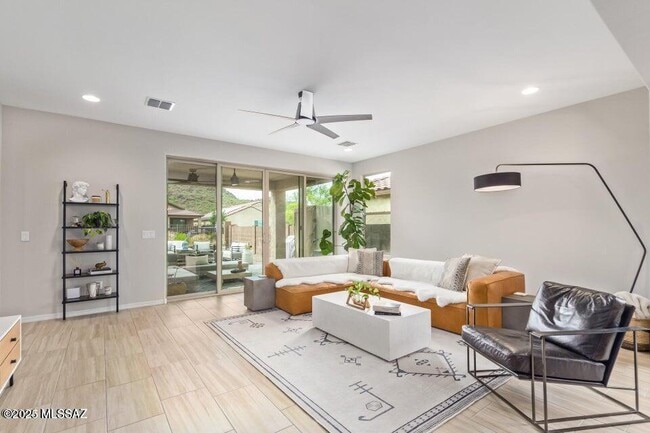 property at 8461 N Van Cleeve Ln