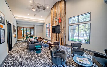 Estates at East Riverside in Austin, TX - Building Photo - Building Photo