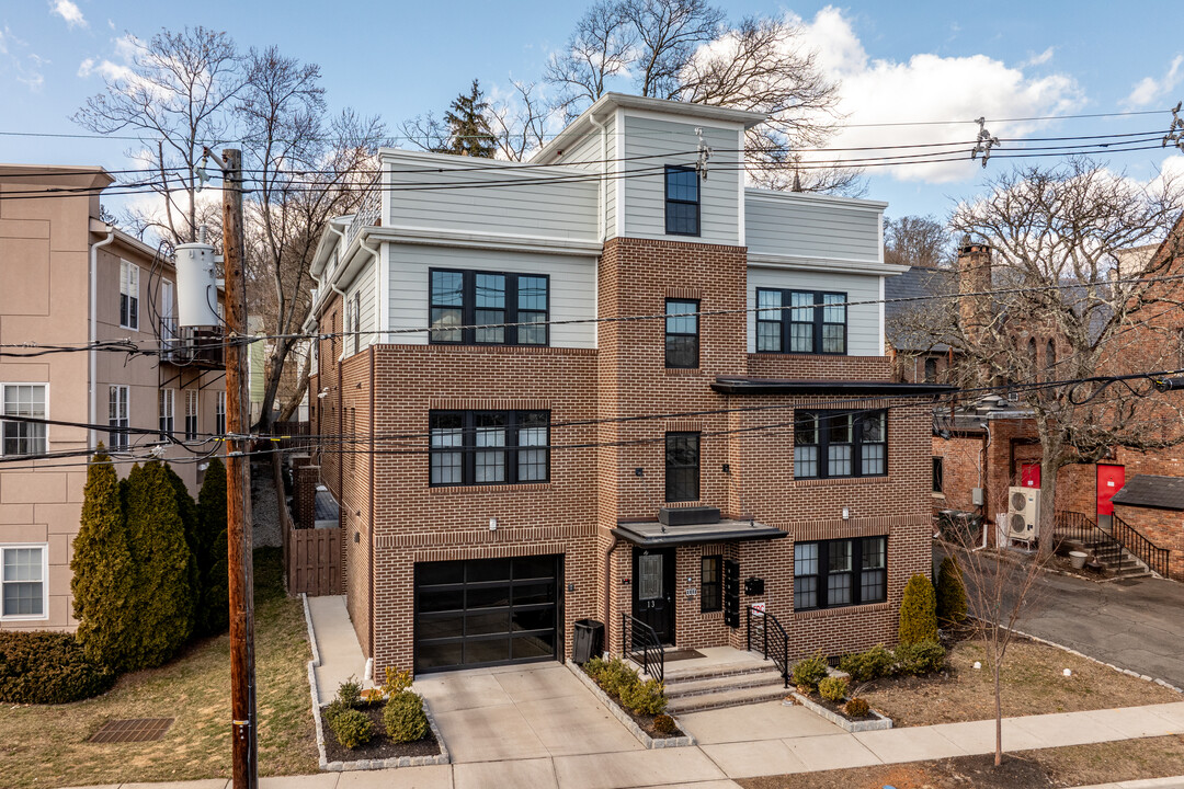 11-13 Church St in South Orange, NJ - Building Photo