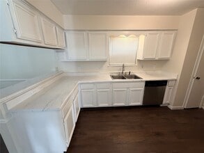 1367 Gentle Bend Dr in Missouri City, TX - Building Photo - Building Photo