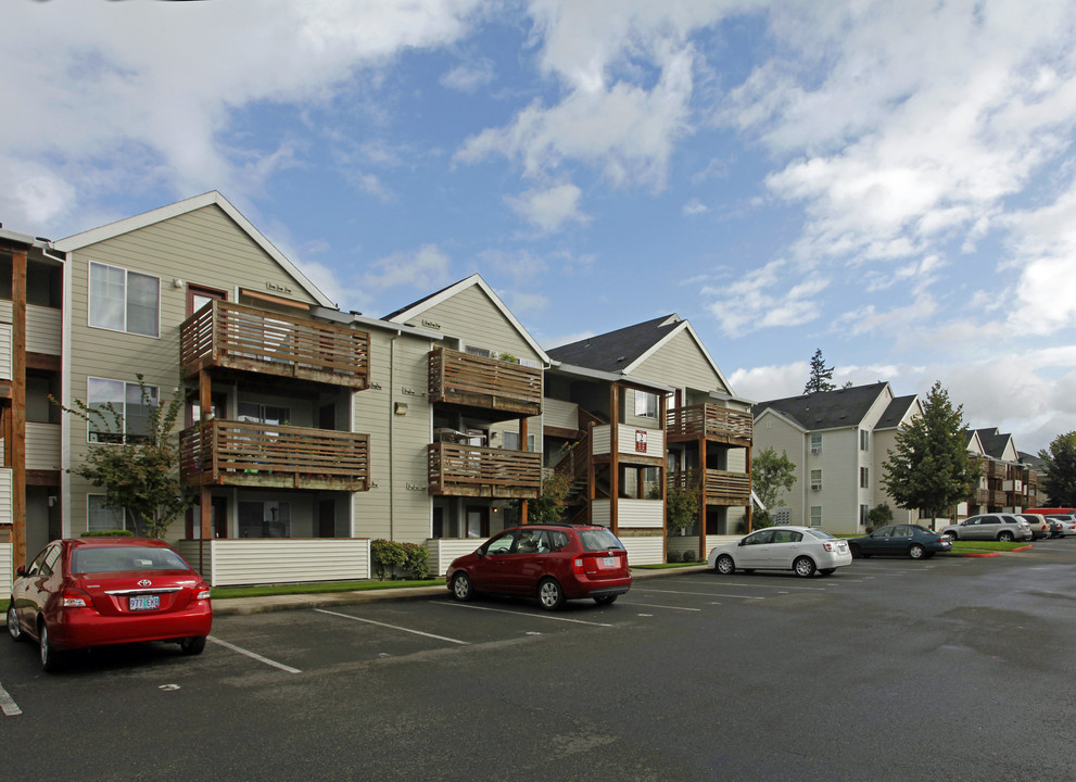 Westridge Meadows in Portland, OR - Foto de edificio