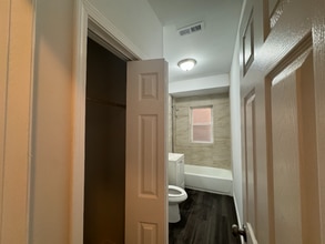 8046 Ellis Ave in Bensenville, IL - Building Photo - Building Photo