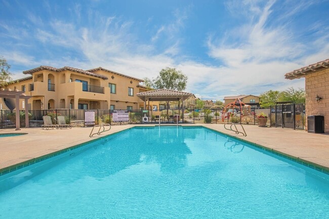 Vineyards at Palm Desert Apartment Homes