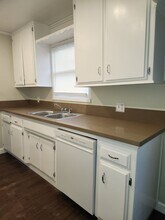 2231 Elton Ave in Bakersfield, CA - Building Photo - Building Photo