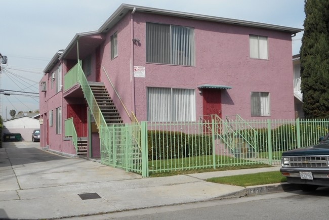 1437 S Cochran Ave in Los Angeles, CA - Building Photo - Building Photo