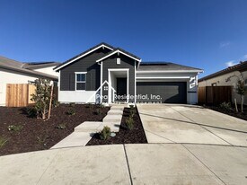 10331 Dal Ct in Elk Grove, CA - Building Photo