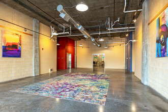 Vine Street Lofts in Kansas City, MO - Building Photo - Lobby