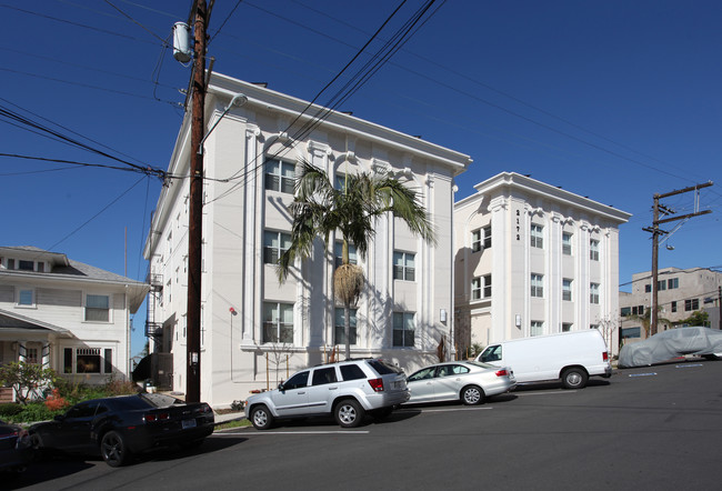 Del Mar Apartments in San Diego, CA - Building Photo - Building Photo