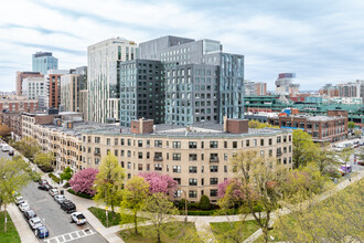 Lincoln Halls in Boston, MA - Building Photo - Building Photo