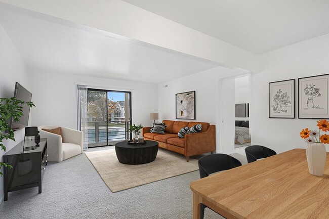 Autumn Lakes Apartments and Townhomes