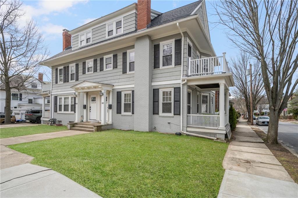 420 Wayland Ave in Providence, RI - Building Photo