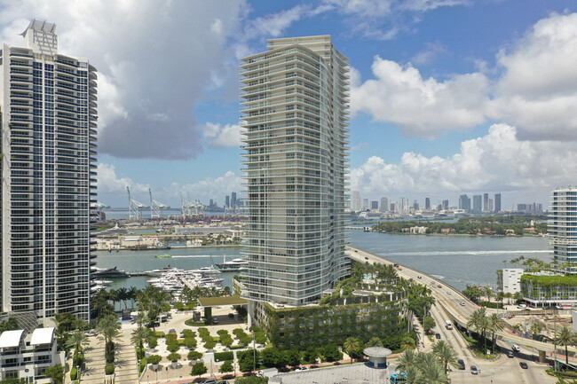 The Icon Tower in Miami Beach, FL - Building Photo - Building Photo