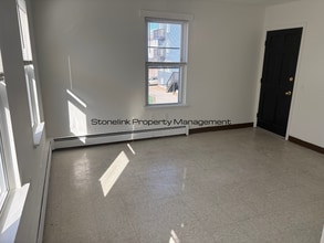 220 Cross St in Central Falls, RI - Building Photo - Building Photo