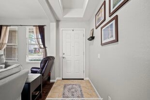 962 Heritage Way in Yuba City, CA - Building Photo