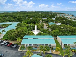 87200 Overseas Hwy in Islamorada, FL - Building Photo - Building Photo