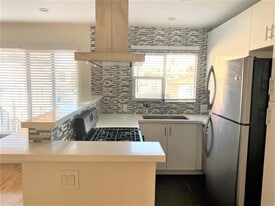 1433 9th St in Santa Monica, CA - Building Photo