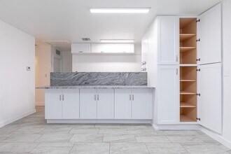 5918 Pierce St in Hollywood, FL - Building Photo - Building Photo