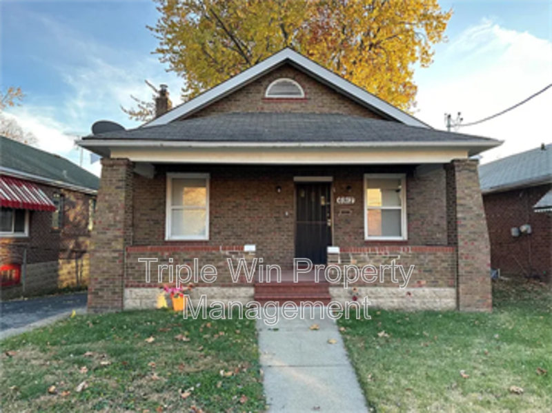 6912 Greenway Ave in St. Louis, MO - Building Photo