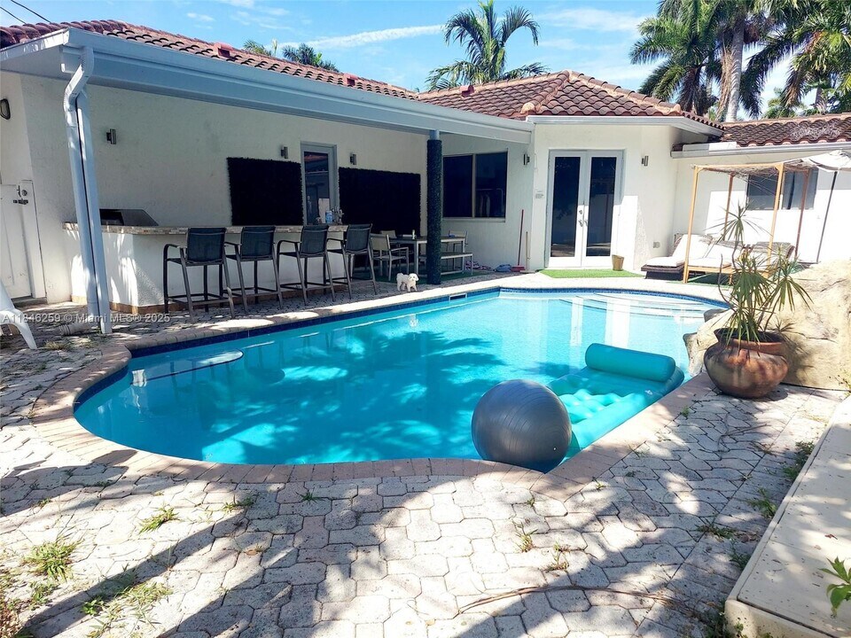 1116 N 13th Ct in Hollywood, FL - Building Photo