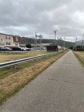 147 N 16th St in Wheeling, WV - Foto de edificio - Building Photo