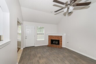 1118 Cross Wood Ln in Cordova, TN - Building Photo - Building Photo