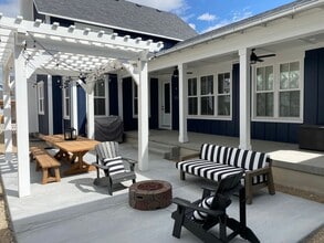 10933 Paddle Board Way in South Jordan, UT - Building Photo - Building Photo