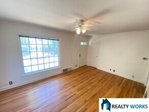 1439 Cheyenne St in Lincoln, NE - Building Photo - Building Photo