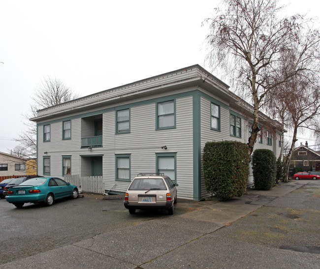 Hillside in Seattle, WA - Building Photo - Building Photo