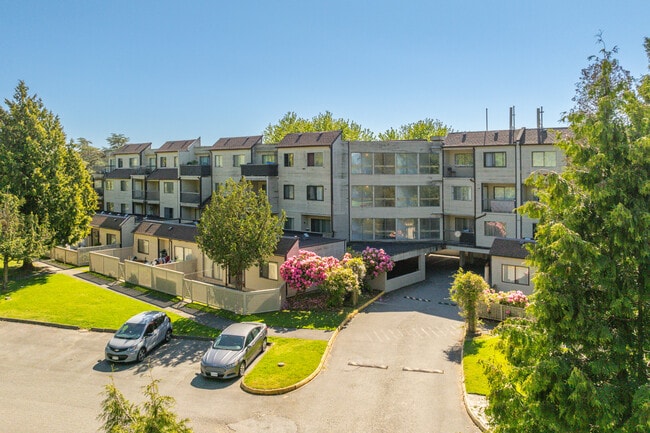 Waterstone 96 in Richmond, BC - Building Photo - Primary Photo