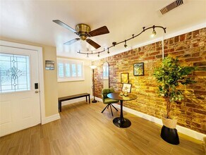 3215 Royal Oaks Dr in Spring, TX - Building Photo - Building Photo