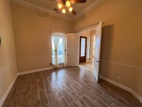 121 Whitley Dr in Austin, TX - Building Photo - Building Photo