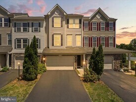 42490 Franklin Benjamin Terrace in Broadlands, VA - Building Photo