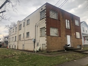 631 Mulberry St in Cincinnati, OH - Foto de edificio - Building Photo