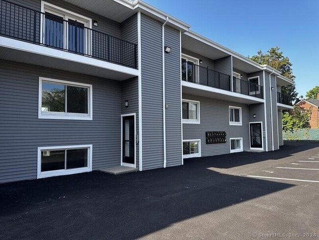 107 S Main St in Norwalk, CT - Building Photo - Building Photo