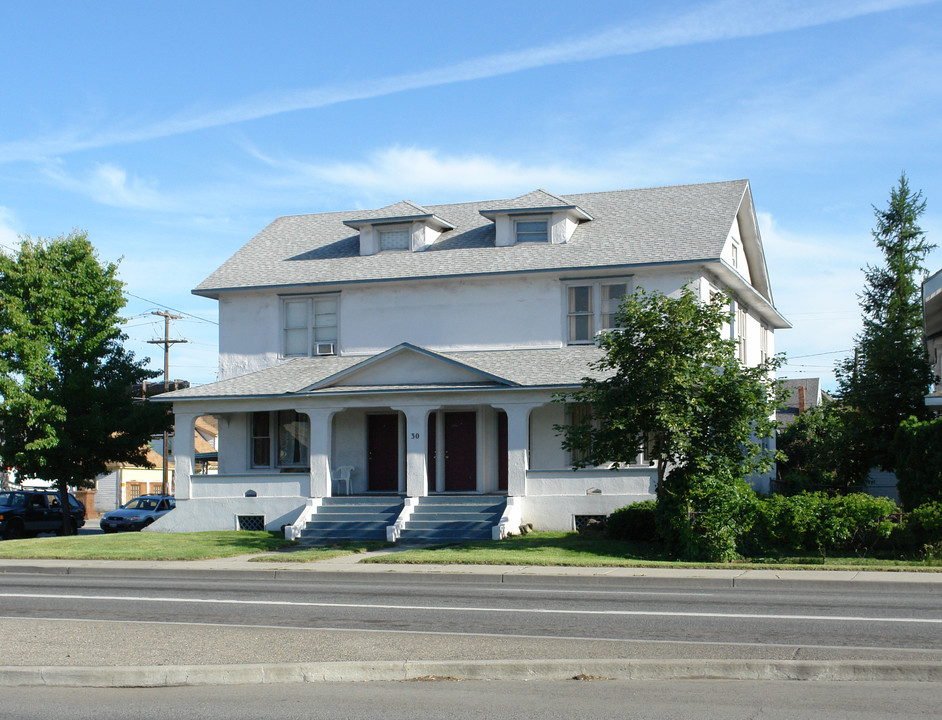 28-30 E Mission Ave in Spokane, WA - Foto de edificio