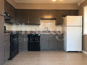 4447 Caledonia Way in Indianapolis, IN - Building Photo - Building Photo