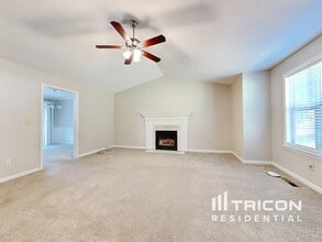 4684 Woodglen Ct in Douglasville, GA - Building Photo - Building Photo
