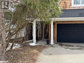 117 Collingwood St in Barrie, ON - Building Photo - Building Photo