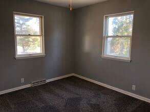 243 Orchard Ct in Silvis, IL - Building Photo - Building Photo