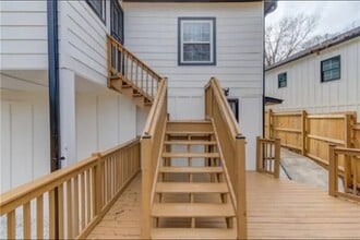 1013 Ashby Ter NW, Unit D in Atlanta, GA - Building Photo - Building Photo
