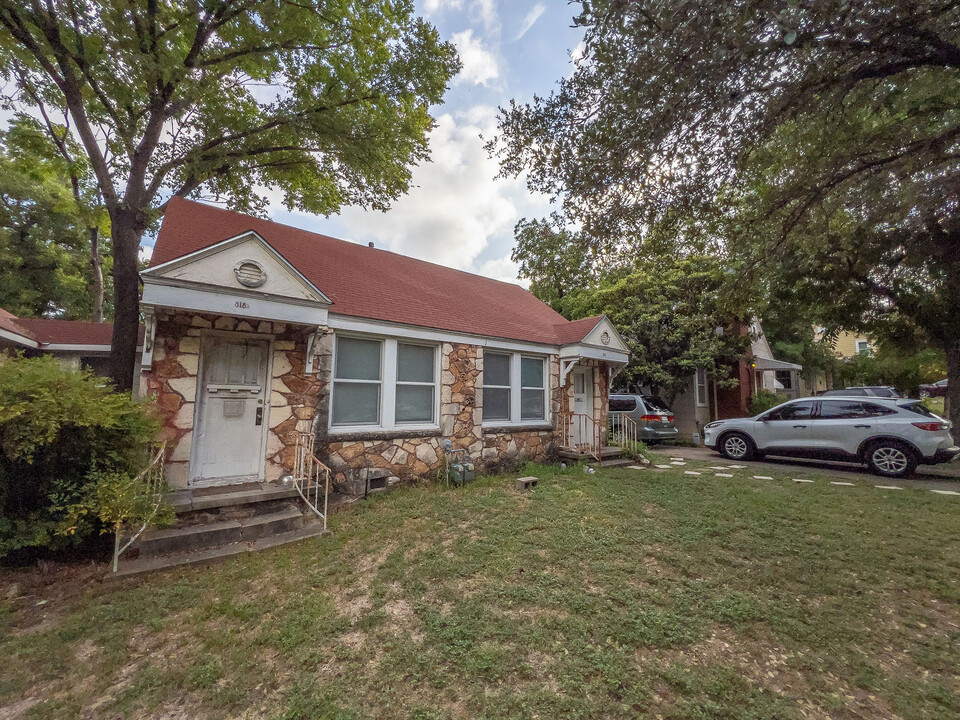 818 E 30th St in Austin, TX - Building Photo