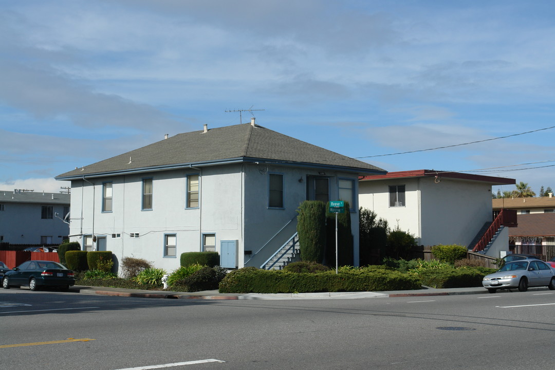 1704 Monroe St in Santa Clara, CA - Foto de edificio