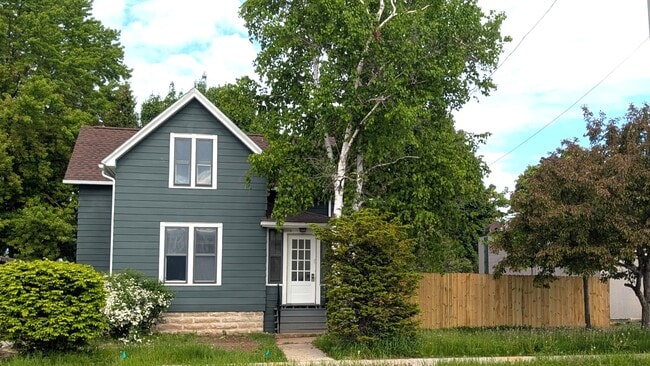 property at 2316 Oregon St
