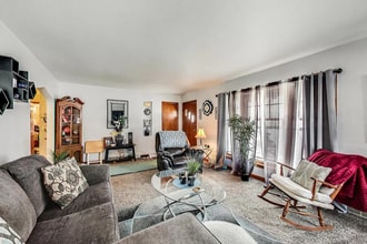 2402 S 83rd St in West Allis, WI - Building Photo - Building Photo