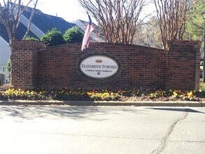 11536 Delores Ferguson Ln in Charlotte, NC - Building Photo - Building Photo