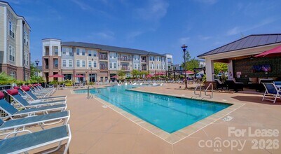 16408 Holly Crest Ln in Huntersville, NC - Building Photo - Building Photo