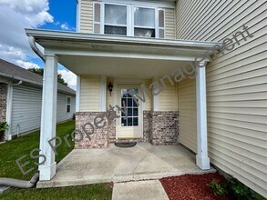 4163 Apple Creek Dr in Indianapolis, IN - Building Photo - Building Photo