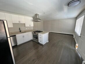 4801 N Ridgeway Ave in Chicago, IL - Building Photo - Building Photo