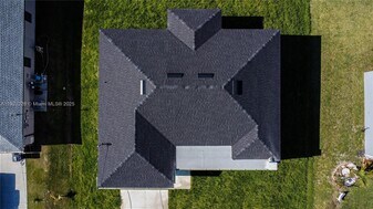 3610 22nd St SW in Lehigh Acres, FL - Building Photo