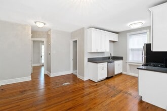 3957 McDonald Ave in St. Louis, MO - Building Photo - Building Photo